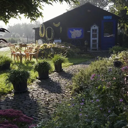 Alojamento de Acomodação e Pequeno-almoço Bloemenboerderij 3*