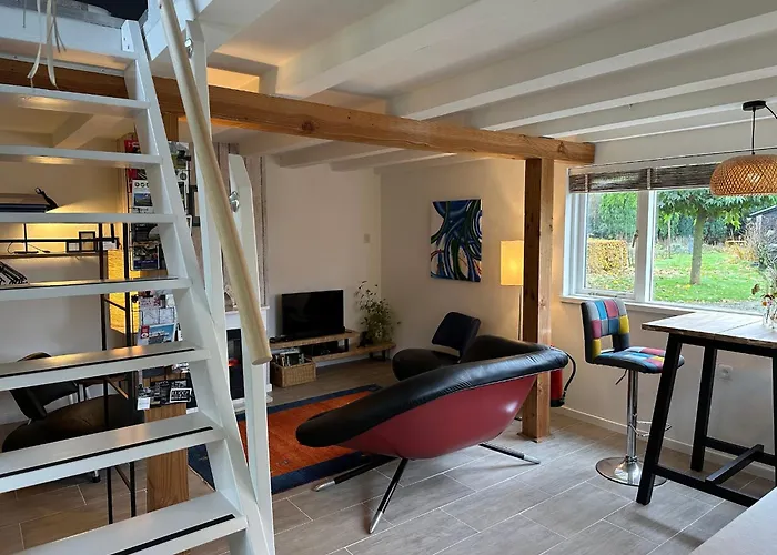 Bloemenboerderij Bed and breakfast 3*