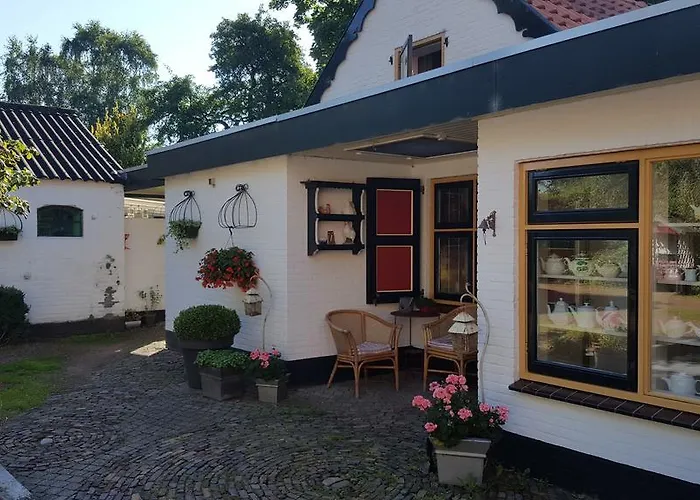 Bed & Breakfast Bloemenboerderij 3*
